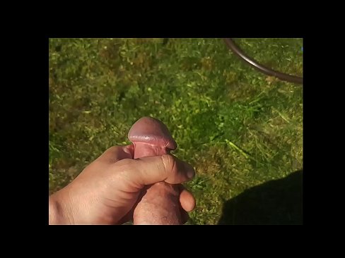❤️ Hottie beroa bere pussy arrosa izorratu egiten du eta udako lorategi batean squirt batekin esperma egiten du ️ Pornografia %eu.com-porn-mz.ruan ❌❤